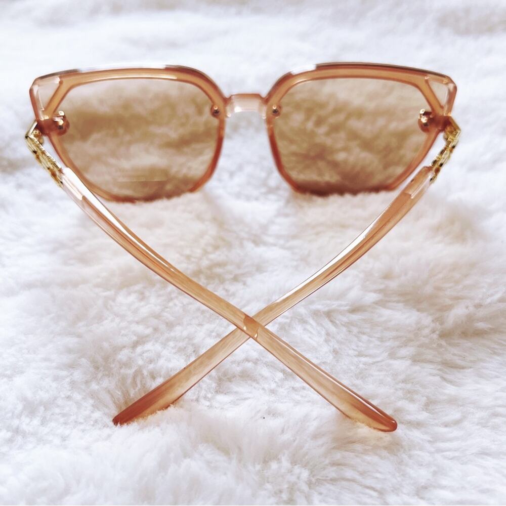 Liana Clear Tan Sleek Sunglasses - Picture 8 of 10